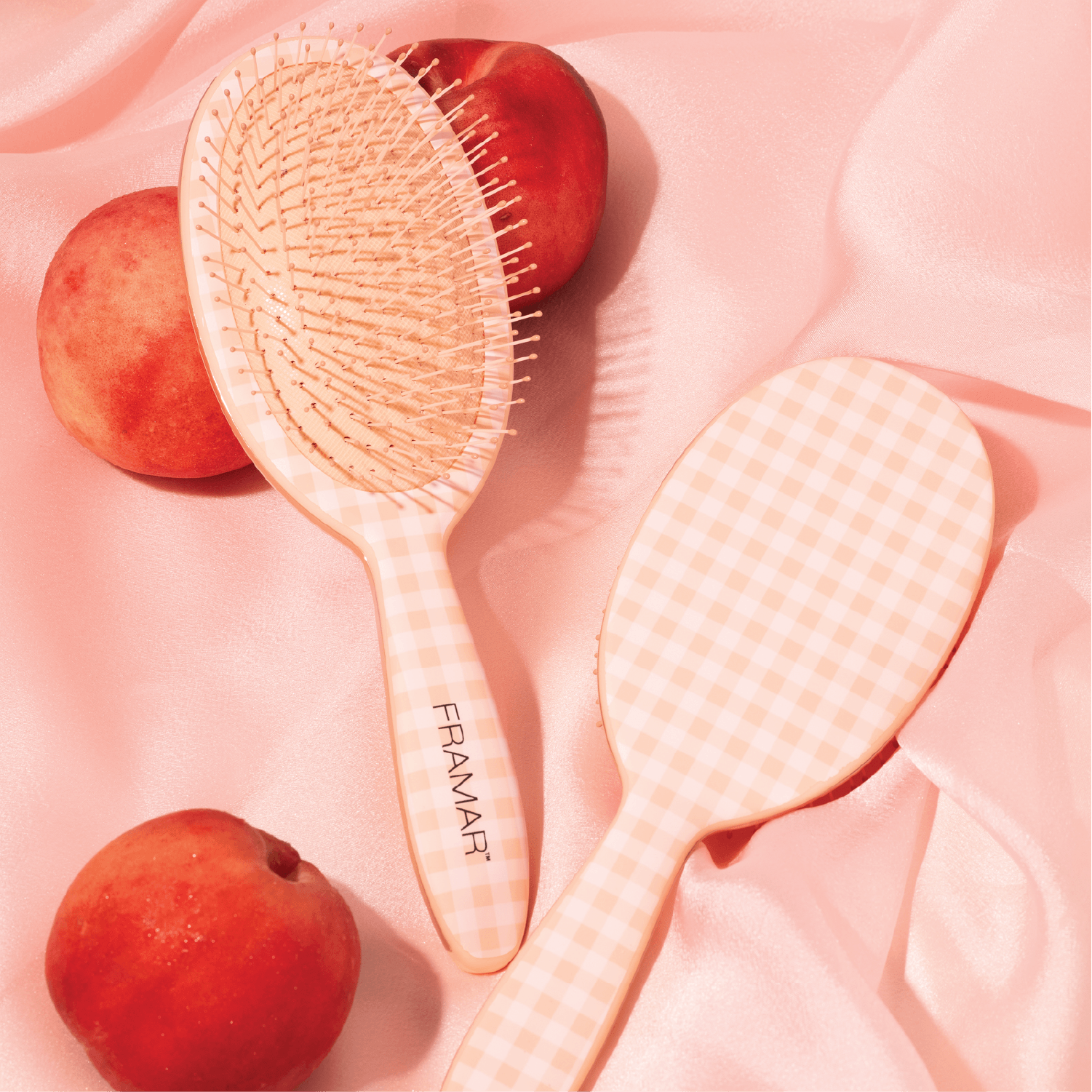 Framar Peach Please Belle Detangle Brush Limited Edition